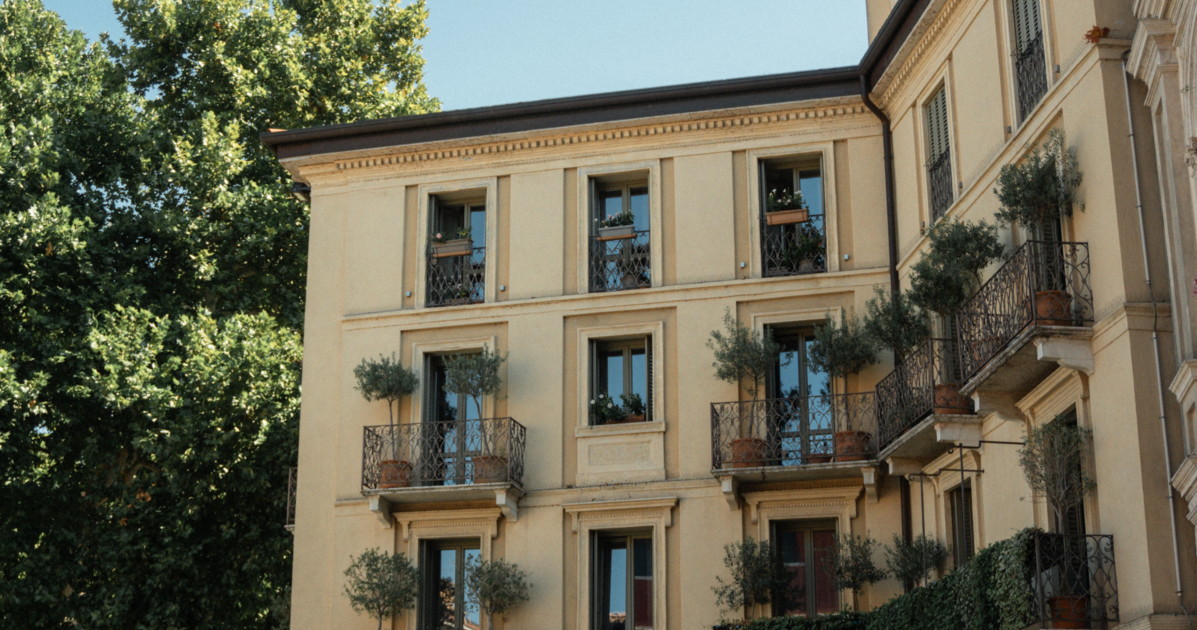 condominio in tilt per quel profumo di troppa vaniglia da Liberoquotidiano.it condominio in tilt per quel profumo di troppa vaniglia