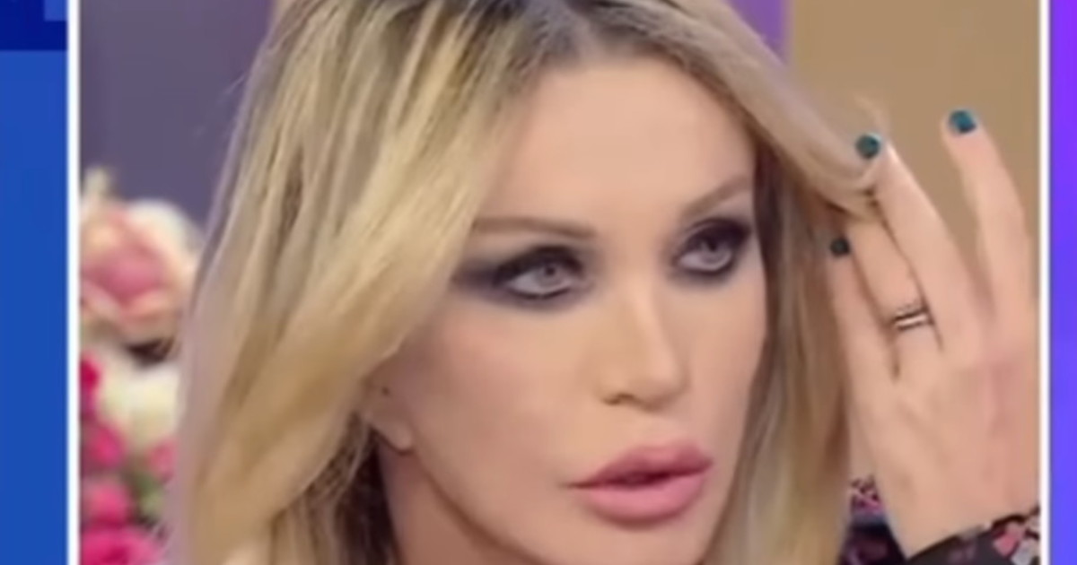 paola ferrari il dramma le botte di mia madre un buco nero da Liberoquotidiano.it paola ferrari il dramma le botte di mia madre un buco nero
