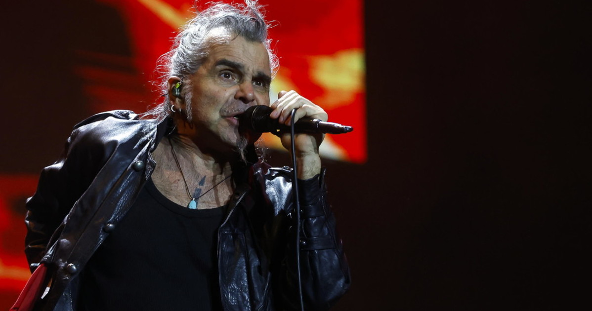 se pel249 trasforma il concerto in un comizio da Liberoquotidiano.it se pel249 trasforma il concerto in un comizio