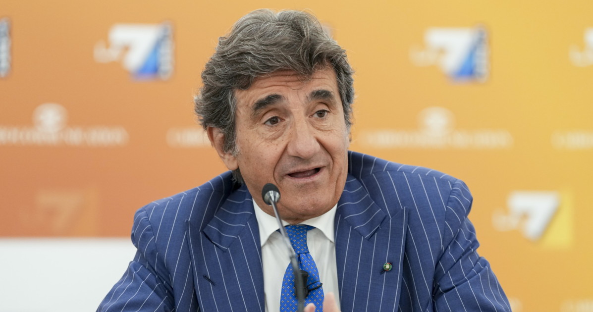 urbano cairo la doppia profezia su meloni e vannacci italia stravolta da Liberoquotidiano.it urbano cairo la doppia profezia su meloni e vannacci italia stravolta