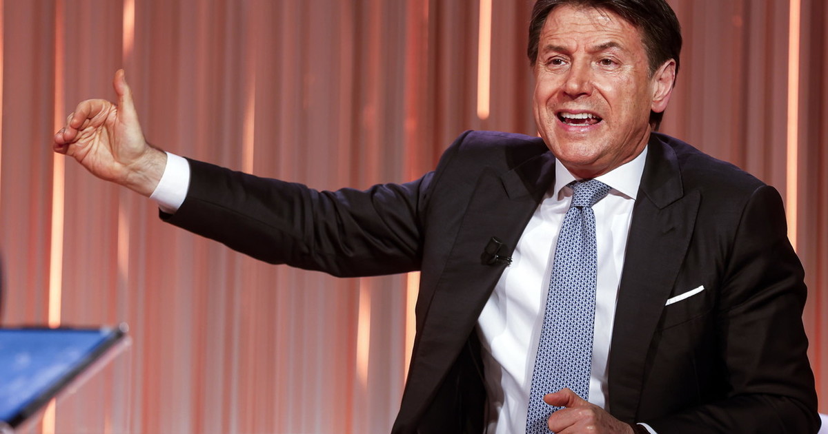 giuseppe conte l ue processa il suo superbonus un disastro da Liberoquotidiano.it giuseppe conte l ue processa il suo superbonus un disastro