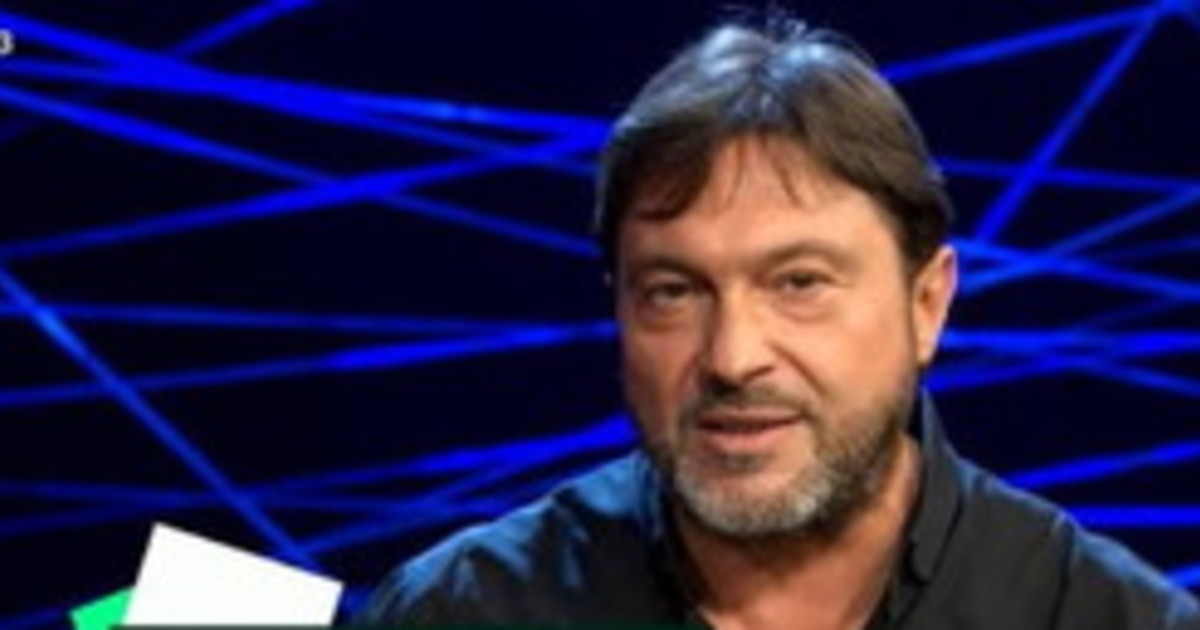 lavitola gli affari in camerun toh che cosa andava in onda su report da Liberoquotidiano.it lavitola gli affari in camerun toh che cosa andava in onda su report