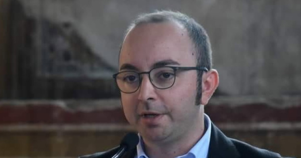 piacenza avs contro il dem che difende mario roggero il pd prenda provvedimenti da Liberoquotidiano.it piacenza avs contro il dem che difende mario roggero il pd prenda provvedimenti