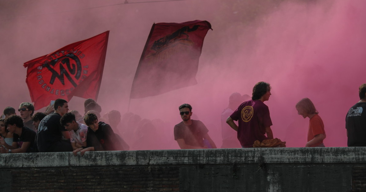 l italia al vertice usa contro il terrorismo rosso la sinistra impazzisce modello fascistoide da Liberoquotidiano.it l italia al vertice usa contro il terrorismo rosso la sinistra impazzisce modello fascistoide