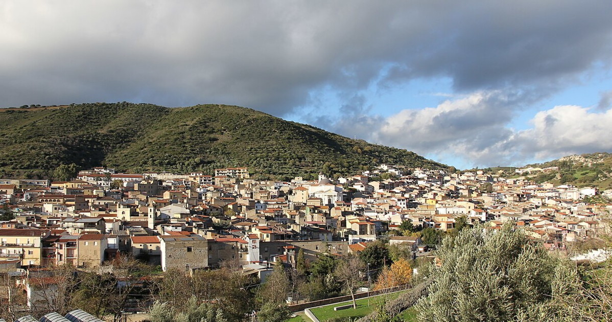 caldo record il dramma di orani esplodono le tubature da Liberoquotidiano.it caldo record il dramma di orani esplodono le tubature