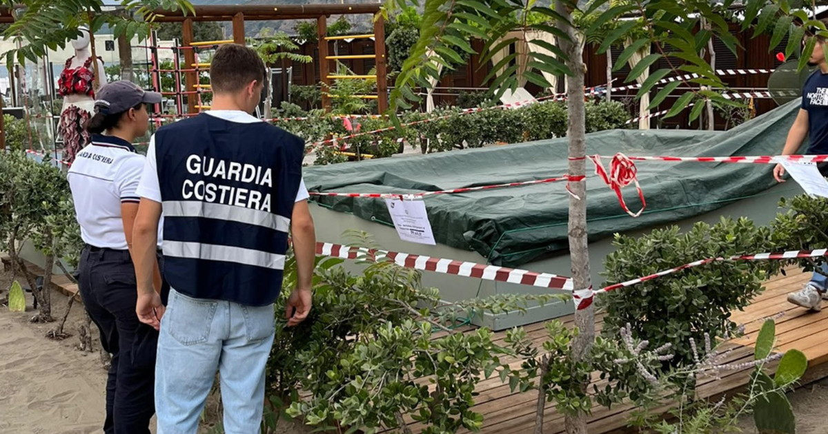 genova 232 morta la bimba di 11 anni intrappolata in piscina con i capelli nel bocchettone da Liberoquotidiano.it genova 232 morta la bimba di 11 anni intrappolata in piscina con i capelli nel bocchettone