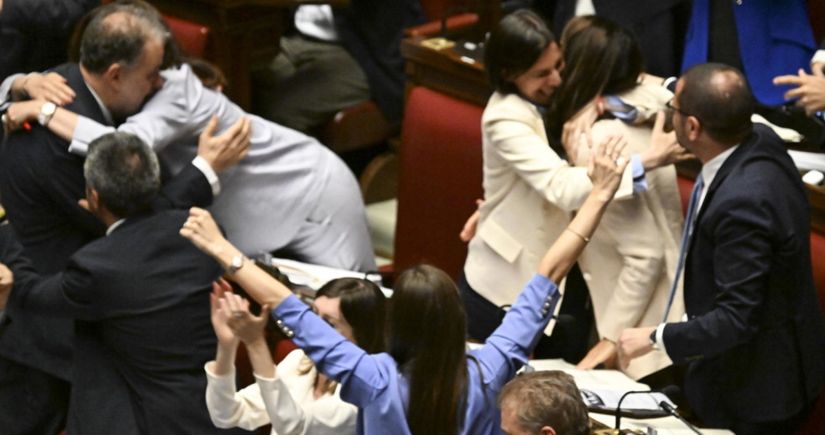 legge elettorale il sondaggio sulle preferenze doccia gelata per la sinistra da Liberoquotidiano.it legge elettorale il sondaggio sulle preferenze doccia gelata per la sinistra