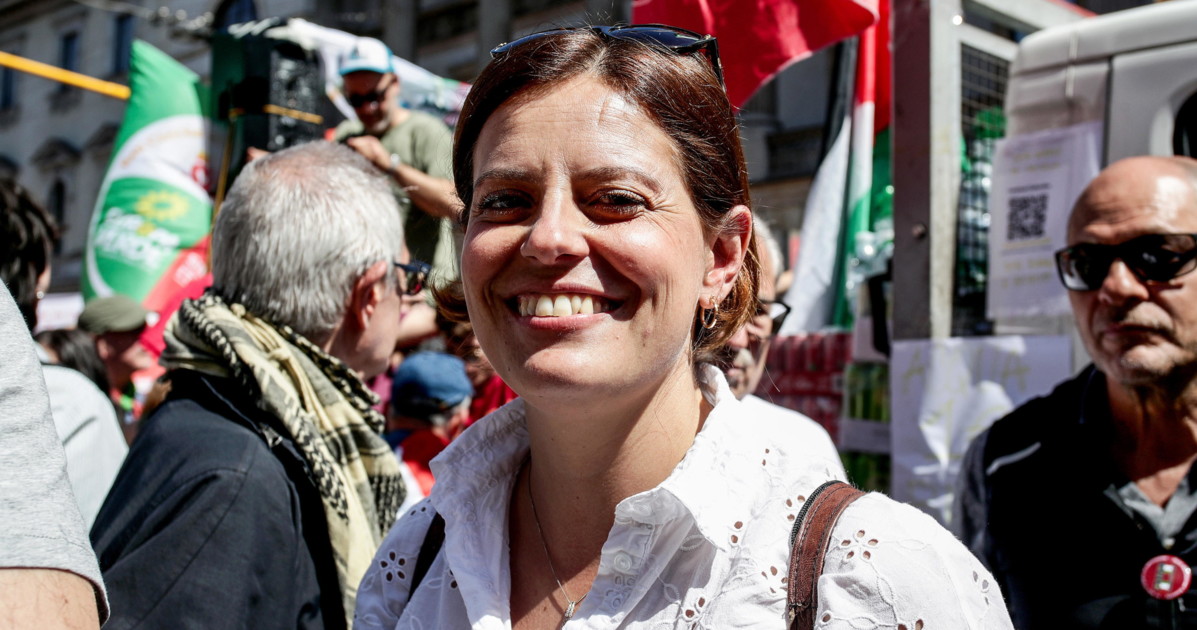 ilaria salis licenziati e umiliati inadeguati alle mie funzioni da Liberoquotidiano.it ilaria salis licenziati e umiliati inadeguati alle mie funzioni