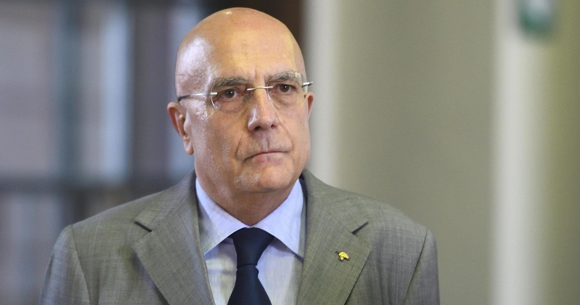 gabriele albertini i miei voti ai nomi in campo lupi miglior candidato a perdere da Liberoquotidiano.it gabriele albertini i miei voti ai nomi in campo lupi miglior candidato a perdere
