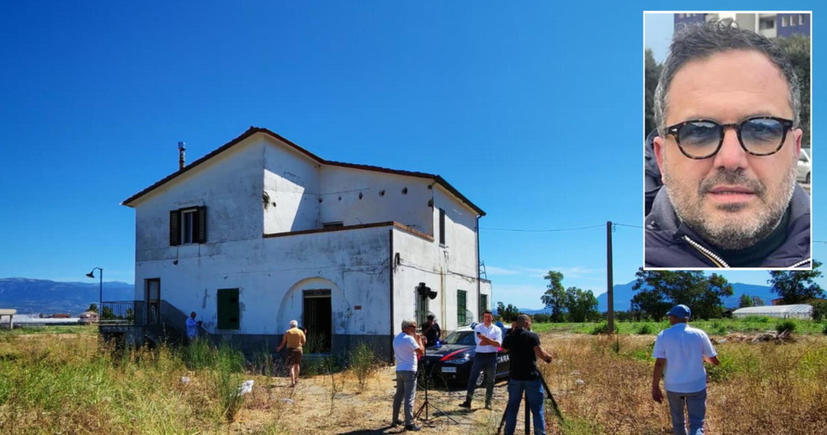esposito e il tunisino movente sessuale dietro il massacro sono musulmano confezione choc da Liberoquotidiano.it esposito e il tunisino movente sessuale dietro il massacro sono musulmano confezione choc