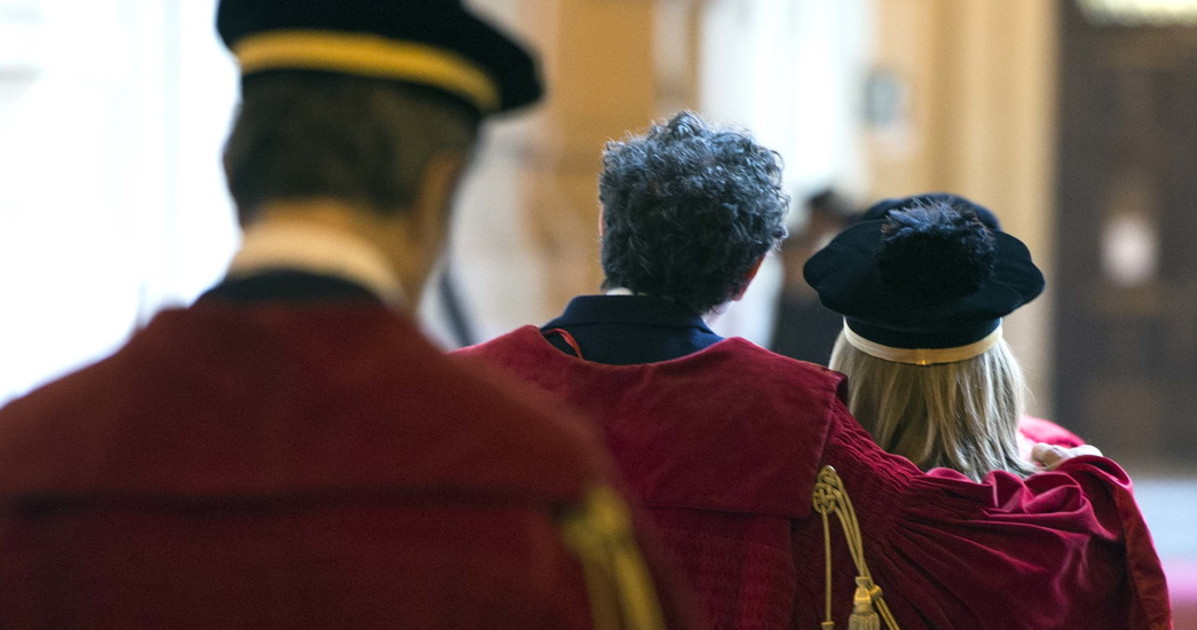 l anm finanzia l assalto delle toghe rosse contro la scuola dei magistrati da Liberoquotidiano.it l anm finanzia l assalto delle toghe rosse contro la scuola dei magistrati
