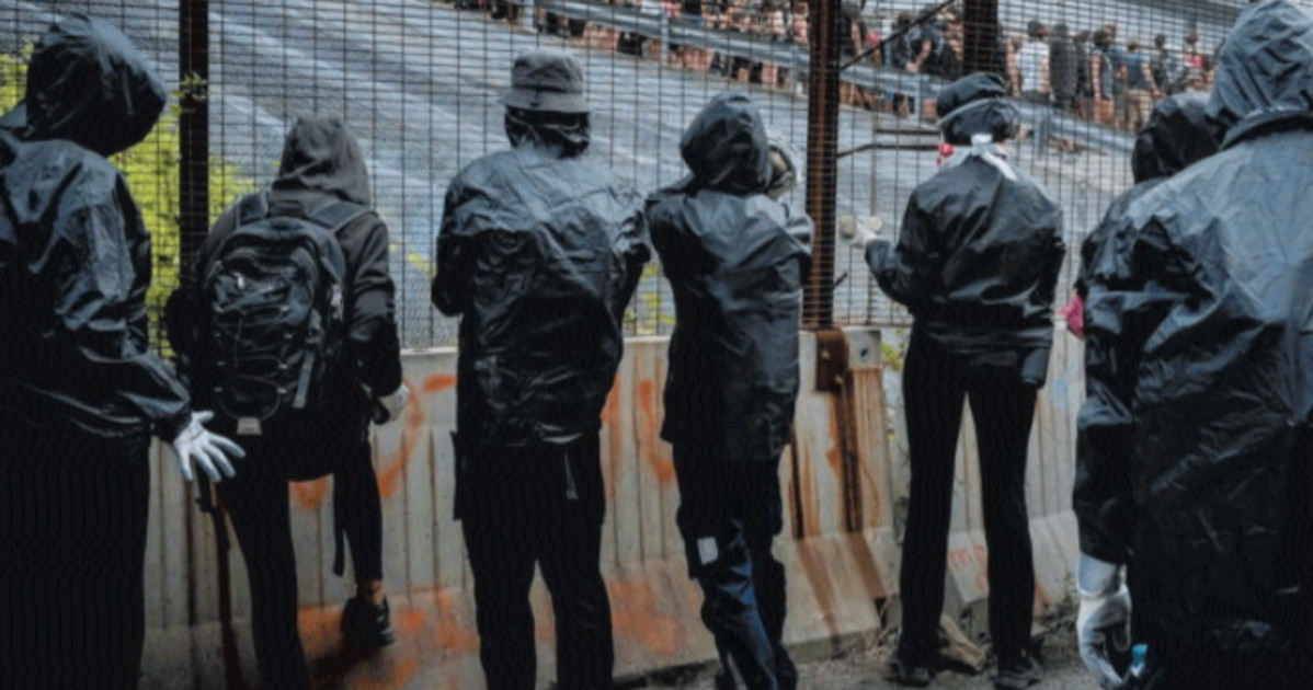 carcere ai no tav del centro sociale che la sinistra voleva legalizzare da Liberoquotidiano.it carcere ai no tav del centro sociale che la sinistra voleva legalizzare