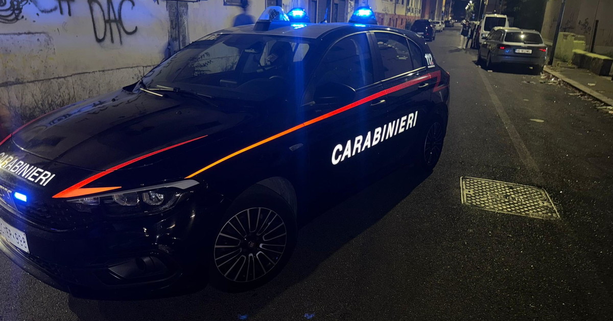 roma bottiglie usate come lame maxi rissa a trastevere tra immigrati chi sono i fermati da Liberoquotidiano.it roma bottiglie usate come lame maxi rissa a trastevere tra immigrati chi sono i fermati