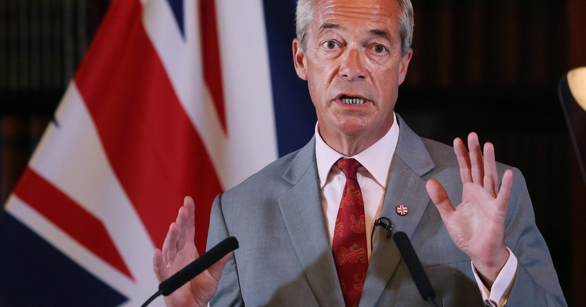 uragano farage vince e strapazza mister spazzatura da Liberoquotidiano.it uragano farage vince e strapazza mister spazzatura