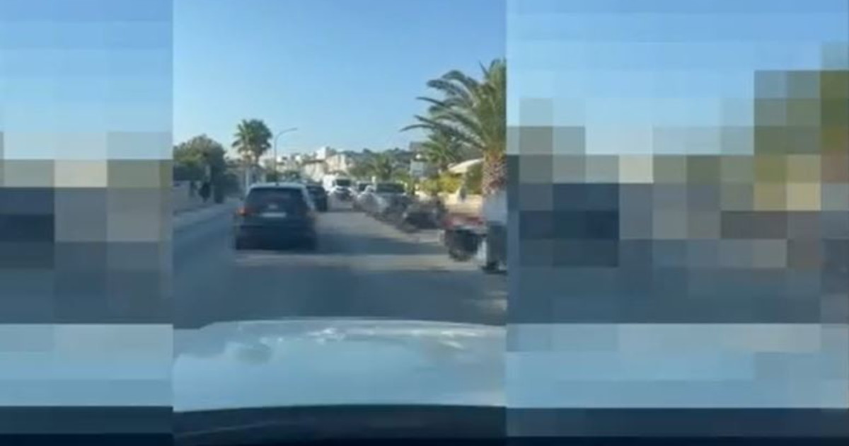 l audi a3 che terrorizza le spiagge rubano soldi e telefoni ecco dove da Liberoquotidiano.it l audi a3 che terrorizza le spiagge rubano soldi e telefoni ecco dove