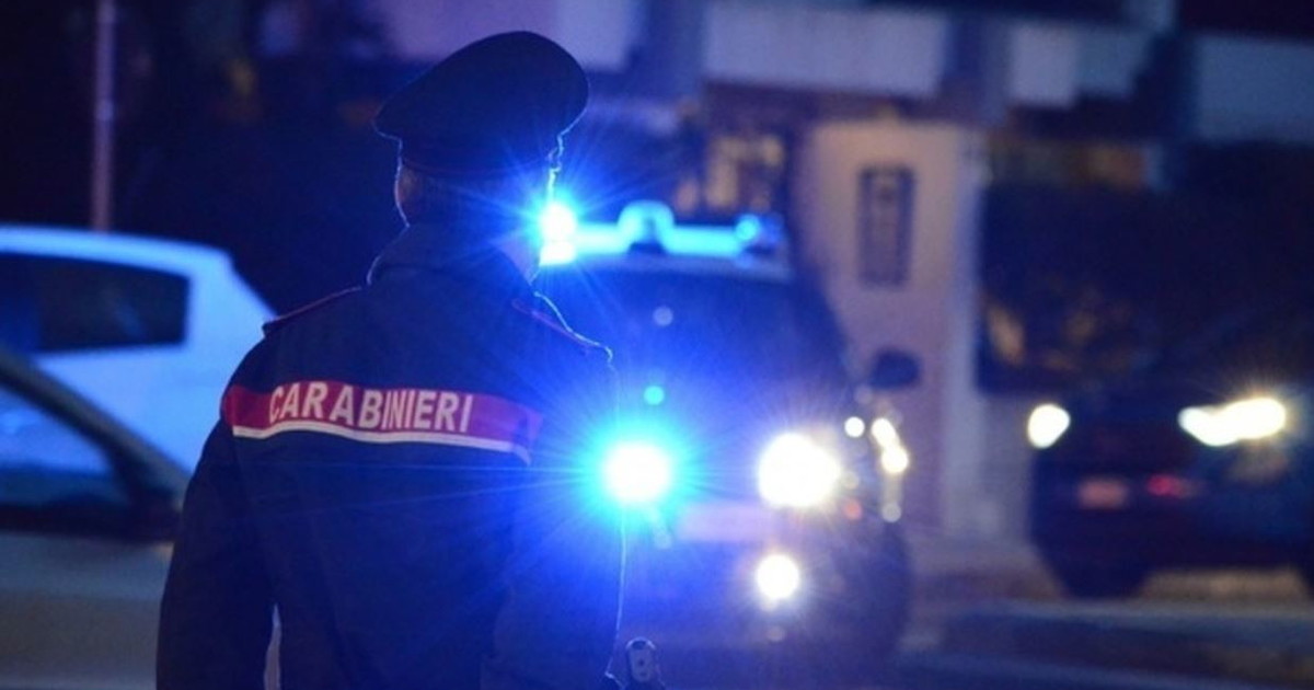 palermo sorprende i ladri nel box viene colpito al volto con un cacciavite finisce malissimo da Liberoquotidiano.it palermo sorprende i ladri nel box viene colpito al volto con un cacciavite finisce malissimo