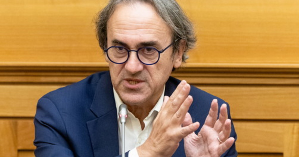 angelo bonelli alla carica contro meloni e governo quanto ci costa il caldo ladri di futuro da Liberoquotidiano.it angelo bonelli alla carica contro meloni e governo quanto ci costa il caldo ladri di futuro