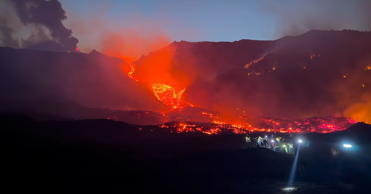 colpito da un fulmine durante l escursione sull etna morto turista a 30 anni da Liberoquotidiano.it colpito da un fulmine durante l escursione sull etna morto turista a 30 anni