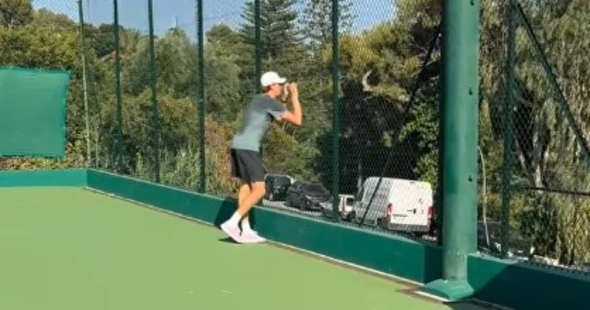 jannik sinner monta la preoccupazione cosa gli sta succedendo davvero da Liberoquotidiano.it jannik sinner monta la preoccupazione cosa gli sta succedendo davvero