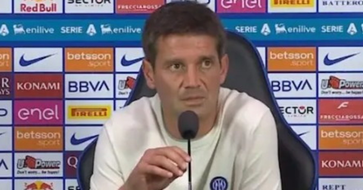 inter chivu sbotta mi sono rotto le ple la domanda che lo fa sbroccare da Liberoquotidiano.it inter chivu sbotta mi sono rotto le ple la domanda che lo fa sbroccare