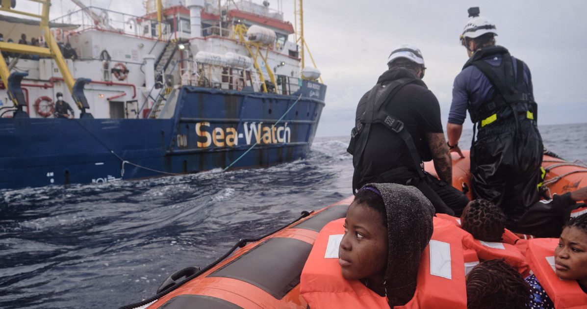 migranti sea watch fermata 45 giorni attacca meloni l italia collabora con i criminali da Liberoquotidiano.it migranti sea watch fermata 45 giorni attacca meloni l italia collabora con i criminali