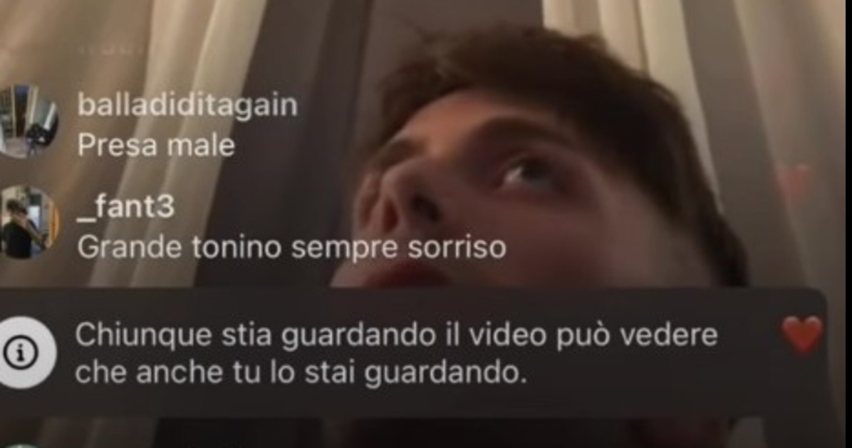 milano il rapper tony boy arrestato in diretta come ha cercato di fermare la polizia da Liberoquotidiano.it milano il rapper tony boy arrestato in diretta come ha cercato di fermare la polizia