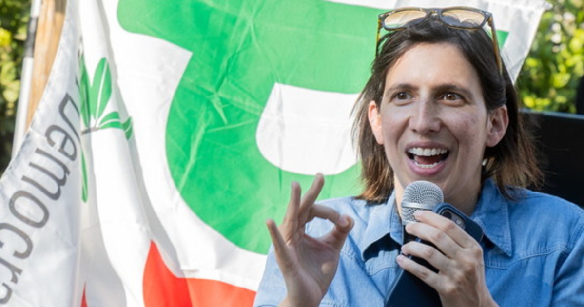 forza schlein tieni duro per tutti noi da Liberoquotidiano.it forza schlein tieni duro per tutti noi