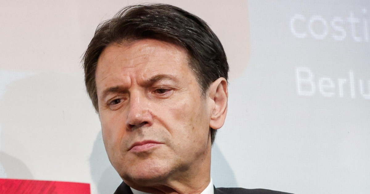 il fuggi fuggi da Liberoquotidiano.it il fuggi fuggi