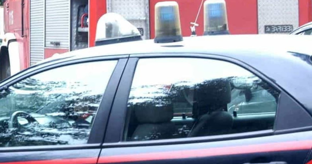 roma tragedia in casa padre madre e figlia morti da colpi d arma da fuoco ipotesi omicidio suicidio da Liberoquotidiano.it roma tragedia in casa padre madre e figlia morti da colpi d arma da fuoco ipotesi omicidio suicidio
