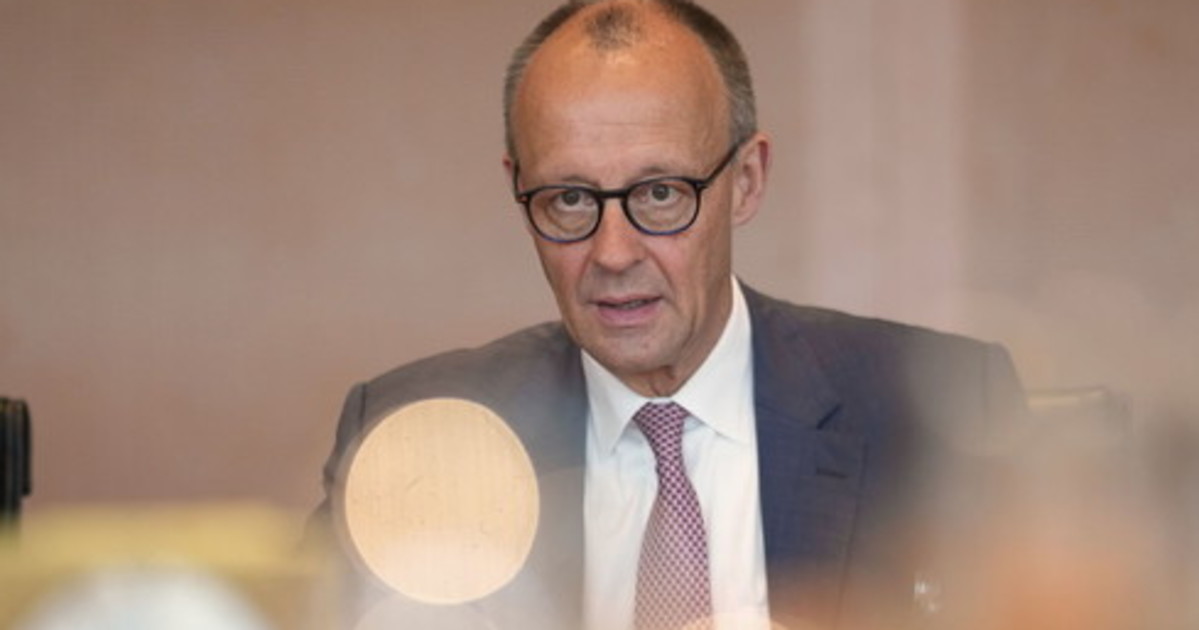 merz fa il duro con putin che sfotte l ue da Liberoquotidiano.it merz fa il duro con putin che sfotte l ue