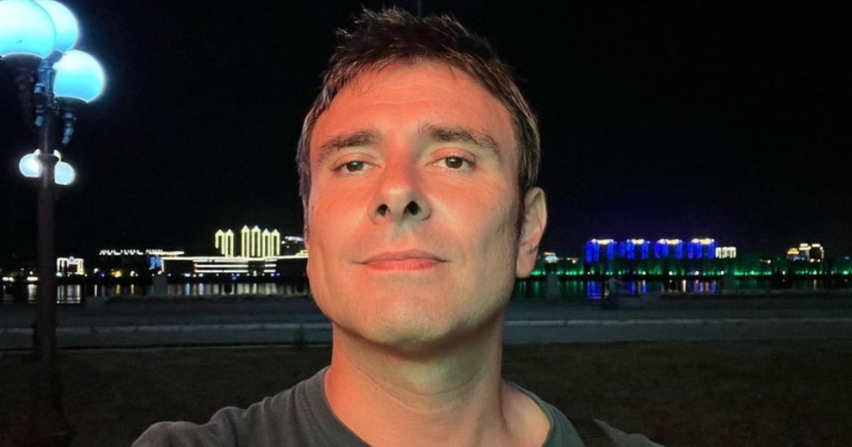 alessandro di battista cefalea a rombo altra operazione d urgenza l ipotesi sul dramma da Liberoquotidiano.it alessandro di battista cefalea a rombo altra operazione d urgenza l ipotesi sul dramma