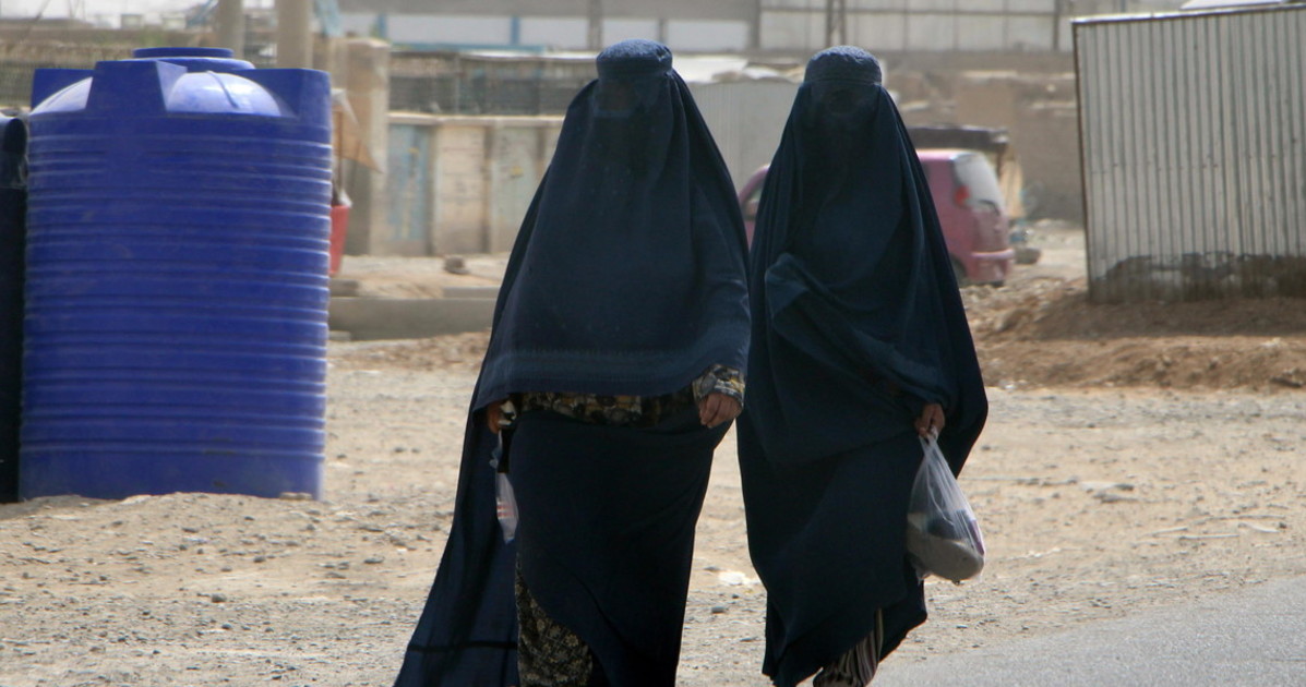cortona la svolta anti islam targata destra vietato il burqa in comune da Liberoquotidiano.it cortona la svolta anti islam targata destra vietato il burqa in comune
