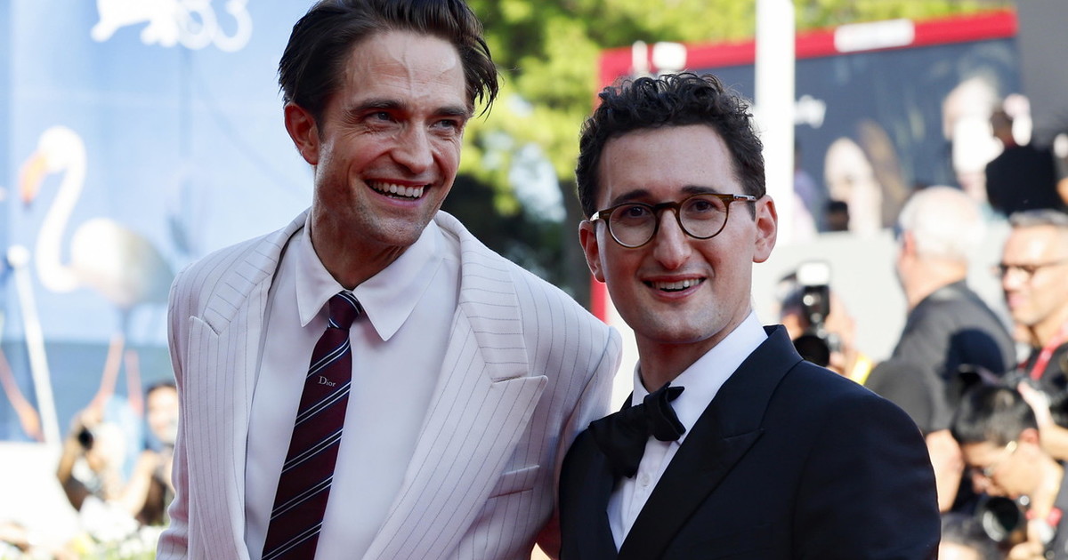 e venne il giorno dell ex vampiro robert pattison al lido in concorso con primetime da Liberoquotidiano.it e venne il giorno dell ex vampiro robert pattison al lido in concorso con primetime