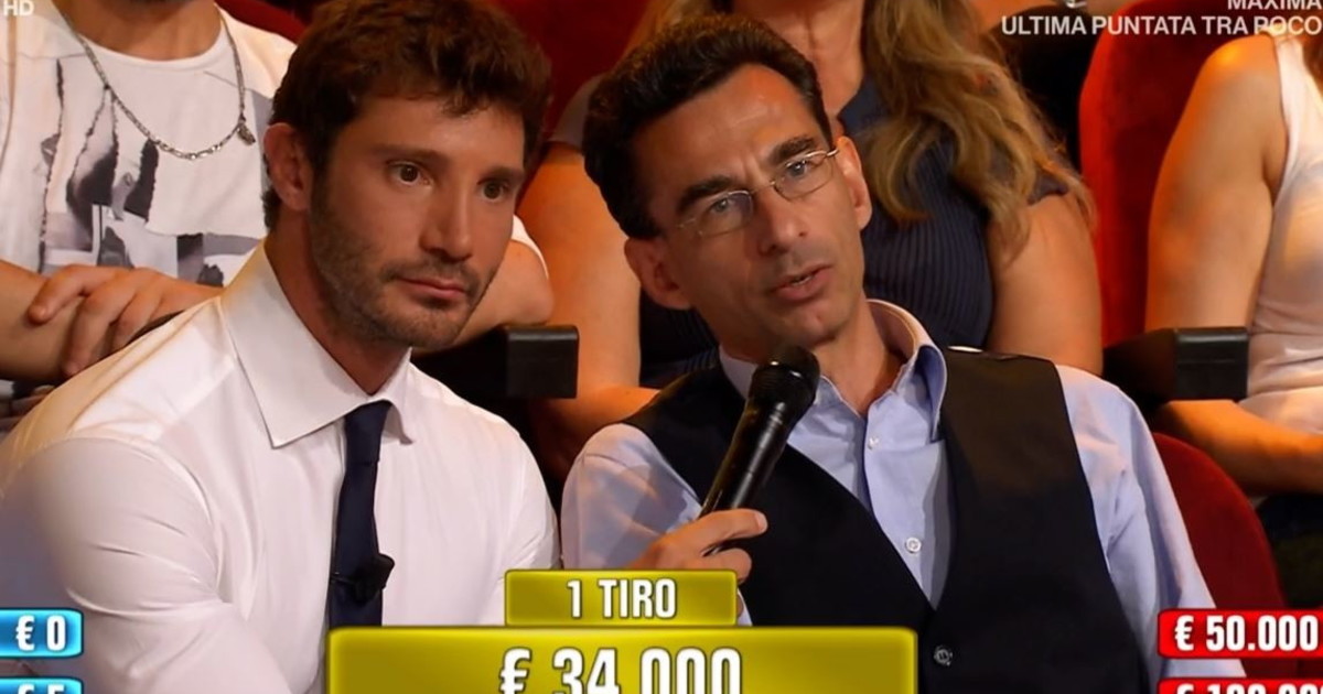 affari tuoi lupo 232 sparito la favola 232 finita uno sfogo clamoroso da Liberoquotidiano.it affari tuoi lupo 232 sparito la favola 232 finita uno sfogo clamoroso