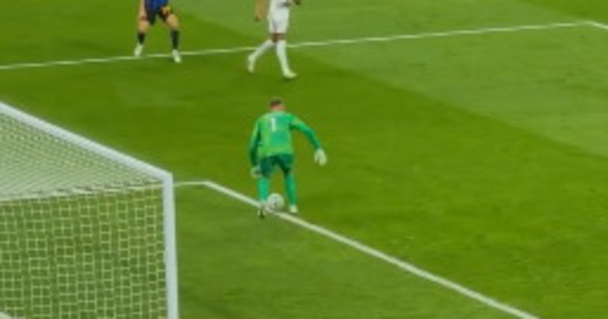 champions l inter si butta via e mourinho ringrazia il real madrid vince 2 1 da Liberoquotidiano.it champions l inter si butta via e mourinho ringrazia il real madrid vince 2 1