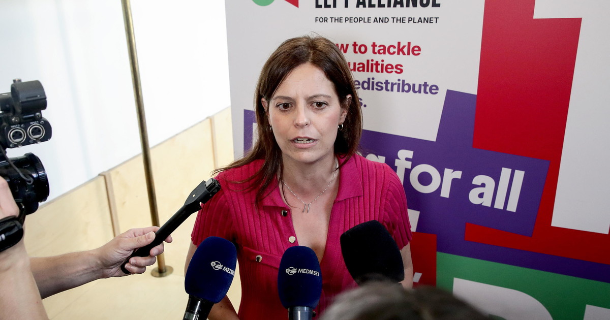 ilaria salis nei guai paga basta equivoci dopo il conto pignorato da Liberoquotidiano.it ilaria salis nei guai paga basta equivoci dopo il conto pignorato