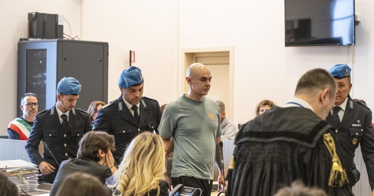 bologna capotreno ucciso il killer jelenic demolito in tribunale cosa emerge da Liberoquotidiano.it bologna capotreno ucciso il killer jelenic demolito in tribunale cosa emerge