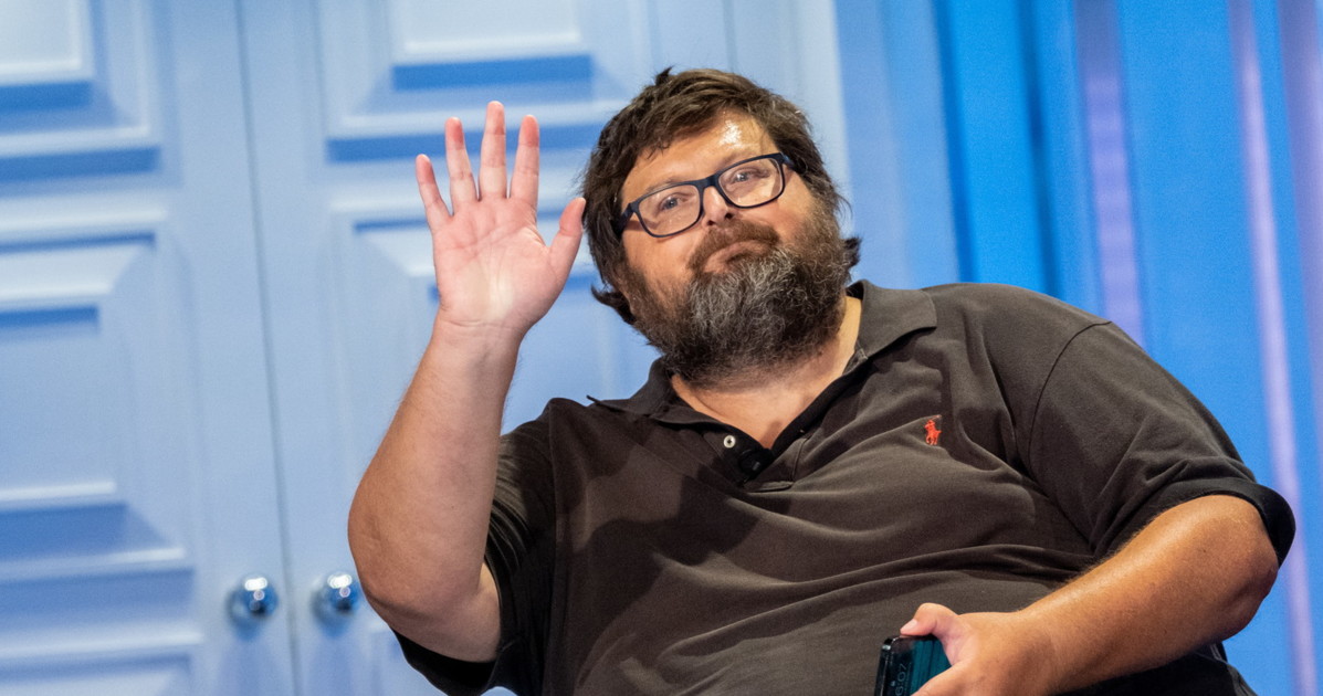 mario adinolfi va in carcere usava i social dai domiciliari da Liberoquotidiano.it mario adinolfi va in carcere usava i social dai domiciliari