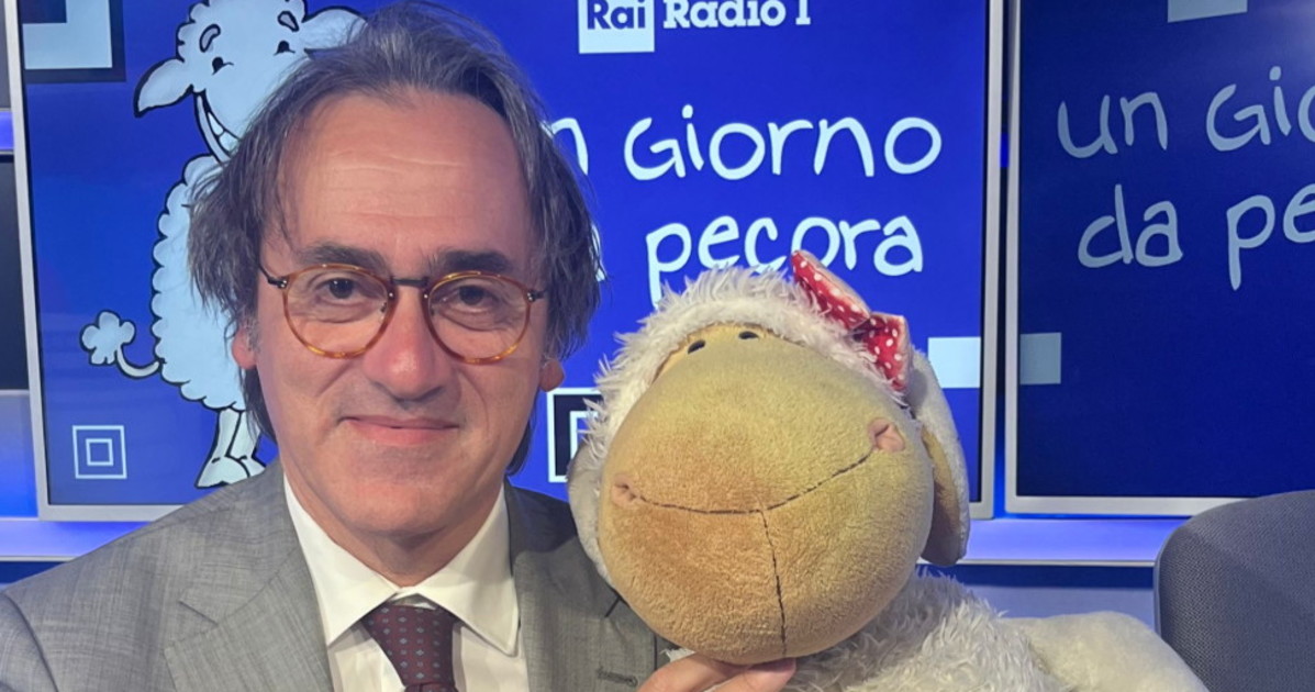 nicola fratoianni la frecciatina di bonelli io vado nelle spiagge libere da Liberoquotidiano.it nicola fratoianni la frecciatina di bonelli io vado nelle spiagge libere