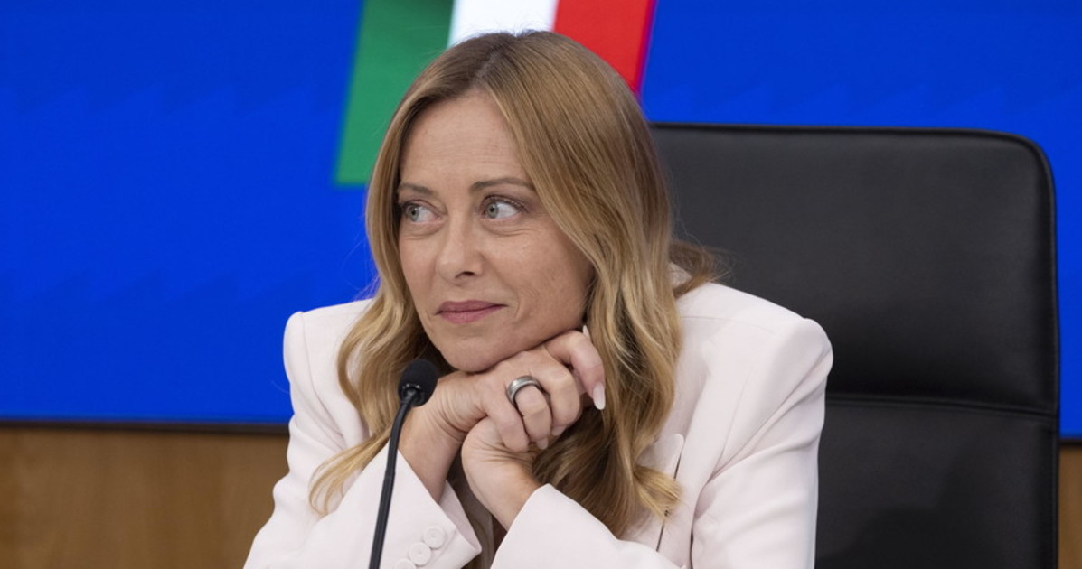 sondaggio youtrend batosta per il pd clamoroso quanto perde in 7 giorni da Liberoquotidiano.it sondaggio youtrend batosta per il pd clamoroso quanto perde in 7 giorni