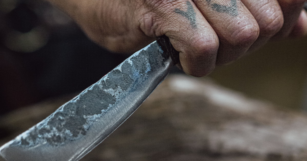 milano straniero minaccia un 35enne col coltello automobilista lo investe per fermarlo chi finisce nei guai da Liberoquotidiano.it milano straniero minaccia un 35enne col coltello automobilista lo investe per fermarlo chi finisce nei guai
