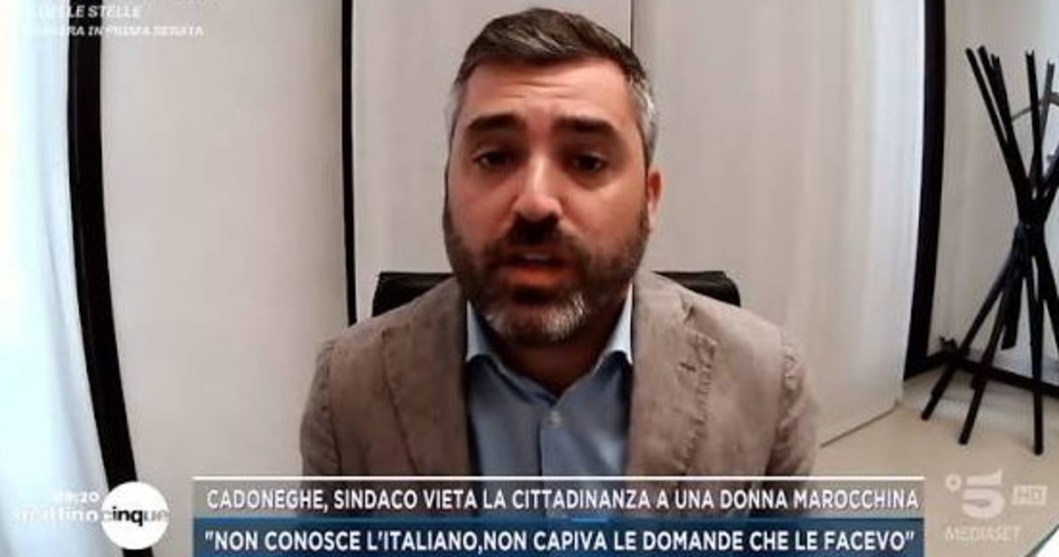 cadoneghe la marocchina non prende la cittadinanza e il sindaco la gela nessuno glielo ha ordinato da Liberoquotidiano.it cadoneghe la marocchina non prende la cittadinanza e il sindaco la gela nessuno glielo ha ordinato