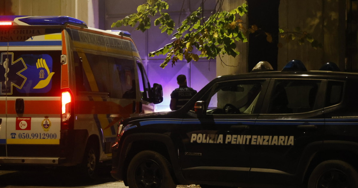 pisa rivolta in carcere in diretta su tiktok cosa sta succedendo da Liberoquotidiano.it pisa rivolta in carcere in diretta su tiktok cosa sta succedendo