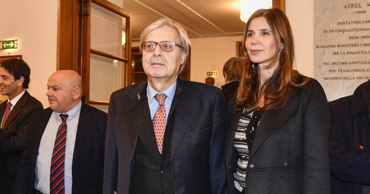 sgarbi l infermiere a casa e il risveglio da incubo cos 232 successo prima del ricovero parla la compagna da Liberoquotidiano.it sgarbi l infermiere a casa e il risveglio da incubo cos 232 successo prima del ricovero parla la compagna