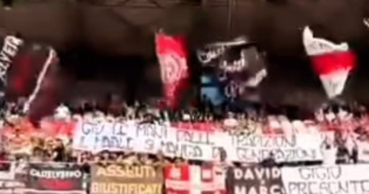 gli ultras del piacenza contro la160rimozione dal menu della scuola del maiale finch233 vivr242 manger242 coppa e salame da Liberoquotidiano.it gli ultras del piacenza contro la160rimozione dal menu della scuola del maiale finch233 vivr242 manger242 coppa e salame