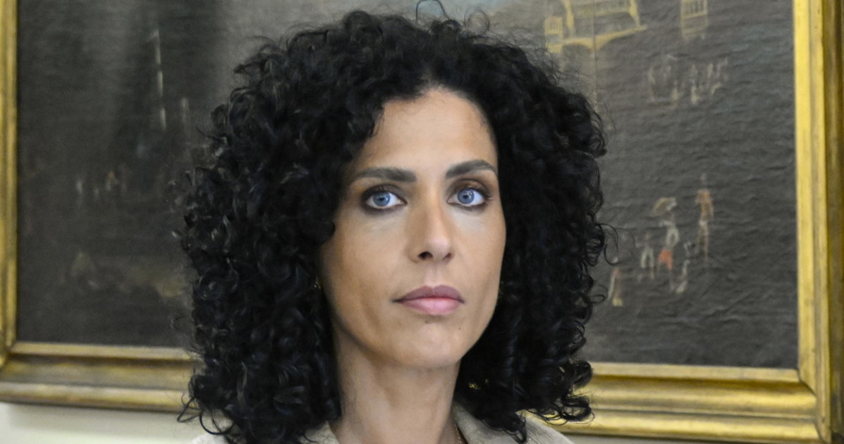 il burqa della grillina da Liberoquotidiano.it il burqa della grillina