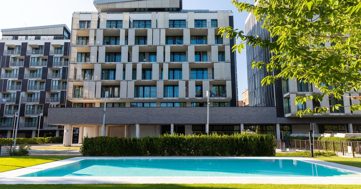 hotel stamira e gruppo reinvest trasformano il ramada plaza milan nasce il dual brand crowne plaza e staybridge suites da Liberoquotidiano.it hotel stamira e gruppo reinvest trasformano il ramada plaza milan nasce il dual brand crowne plaza e staybridge suites