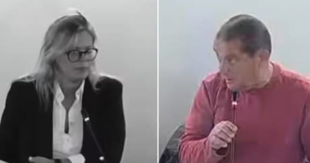 vieni fuori che il consigliere dem insulta la forzista esplode il caso da Liberoquotidiano.it vieni fuori che il consigliere dem insulta la forzista esplode il caso
