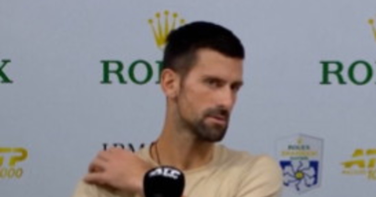 sinner infortunato djokovic gela tutti guarito davvero da Liberoquotidiano.it sinner infortunato djokovic gela tutti guarito davvero