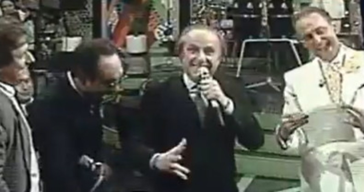 giorgio bracardi addio al gerarca fascista che fece la fortuna di arbore e boncompagni da Liberoquotidiano.it giorgio bracardi addio al gerarca fascista che fece la fortuna di arbore e boncompagni